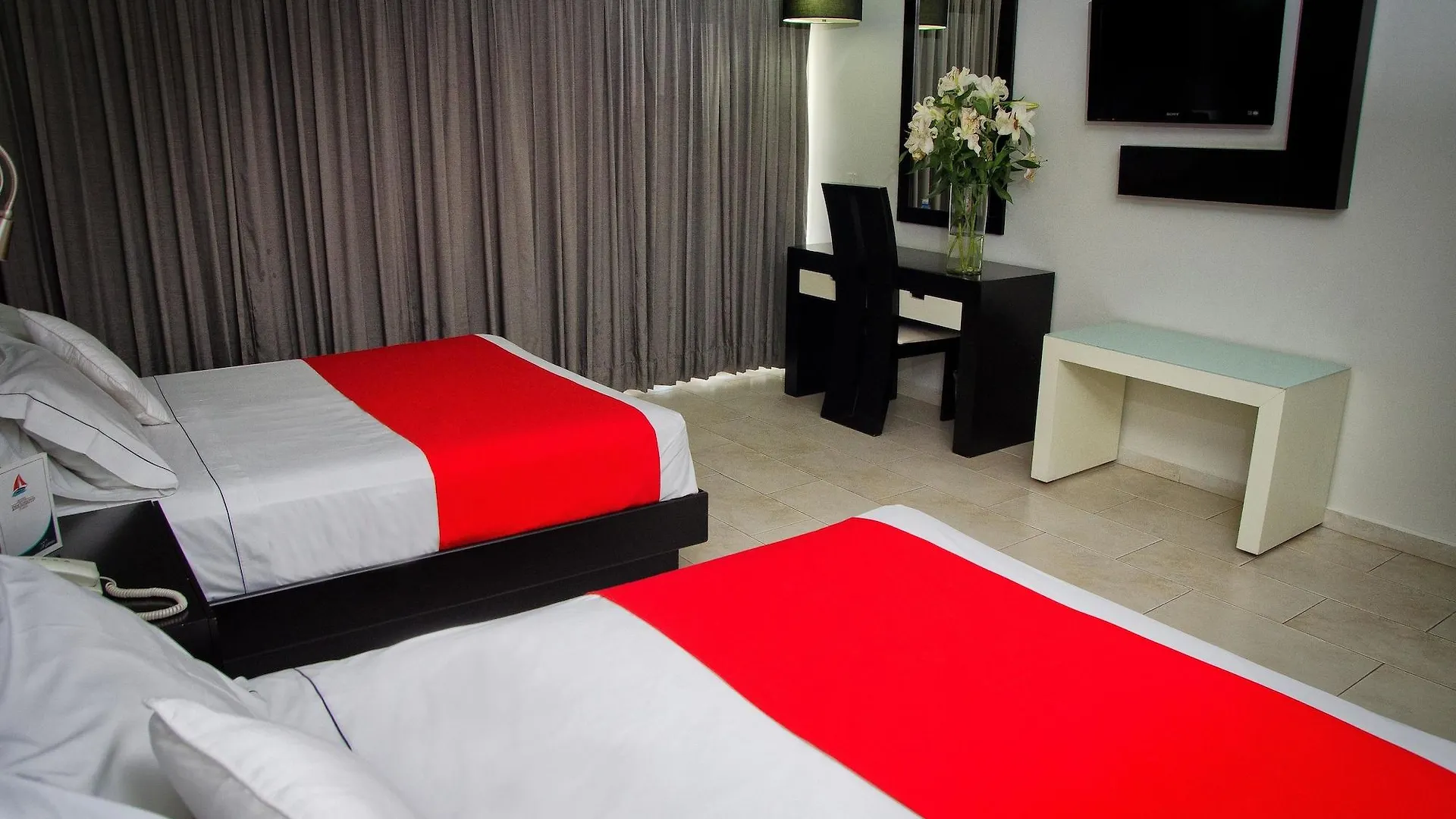 Hotel Portonovo Plaza Expo Zapopan