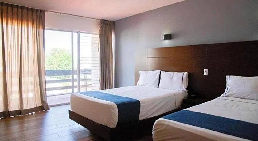 Hotel Portonovo Plaza Expo Zapopan