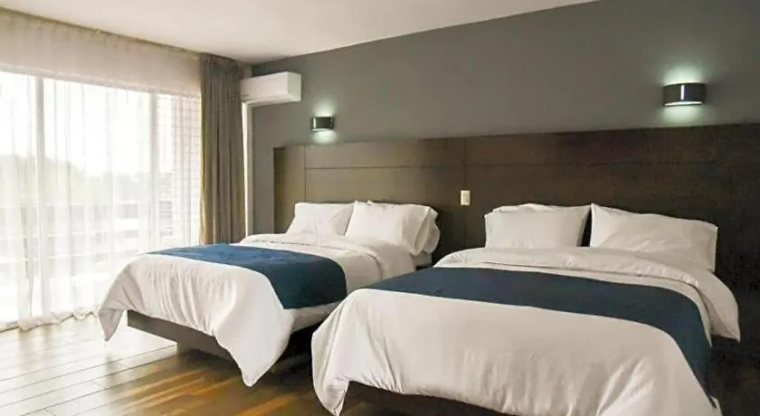 Hotel Portonovo Plaza Expo Zapopan