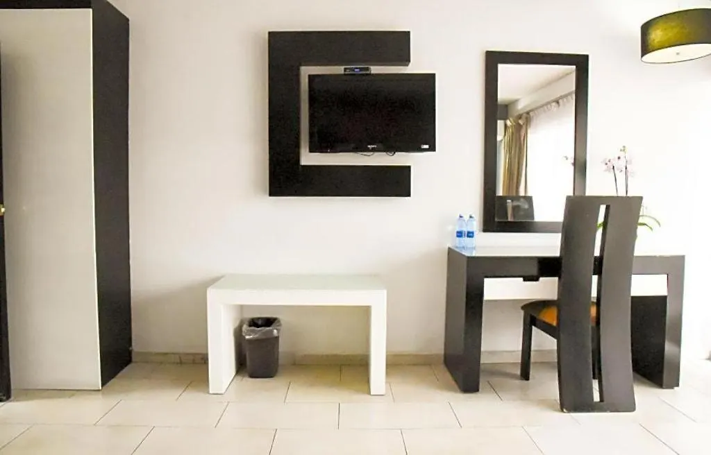 Hotel Portonovo Plaza Expo Zapopan