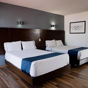 Expo Plaza Business And Family Guadalajara Zapopan